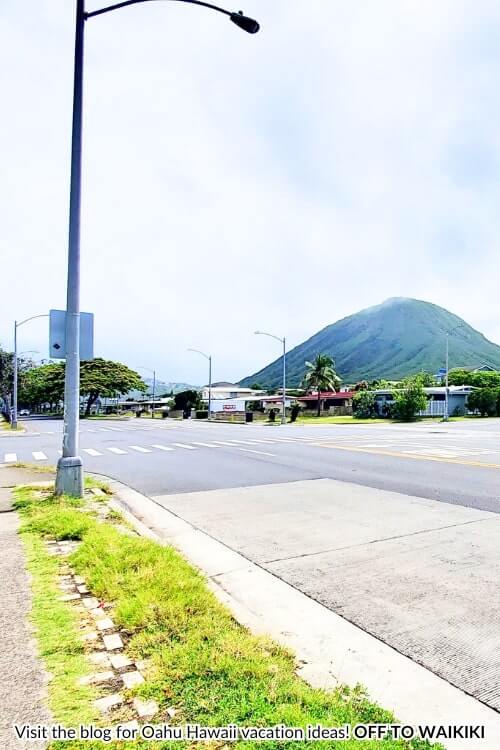 walk from bus stop near koko head crater