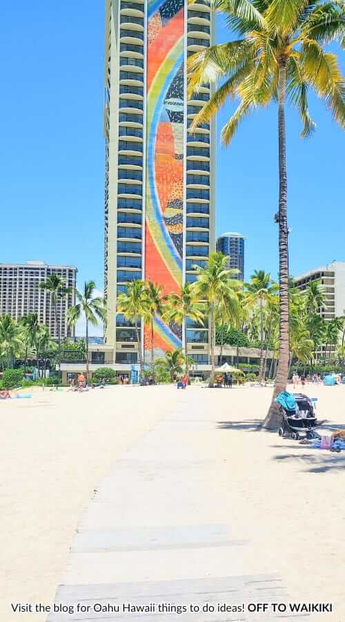 walking to rainbow tower waikiki