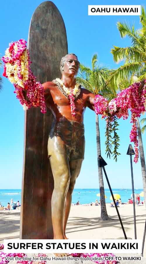 waikiki surfer statue: duke kahanamoku statue at kuhio beach, oahu hawaii